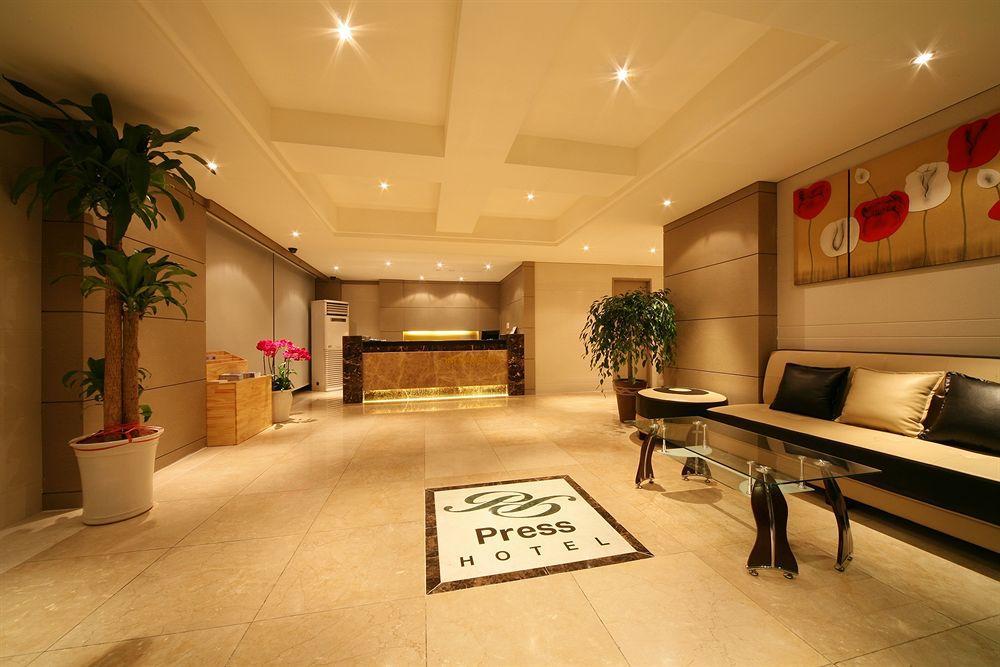 Press Hotel Μπουσάν Εξωτερικό φωτογραφία