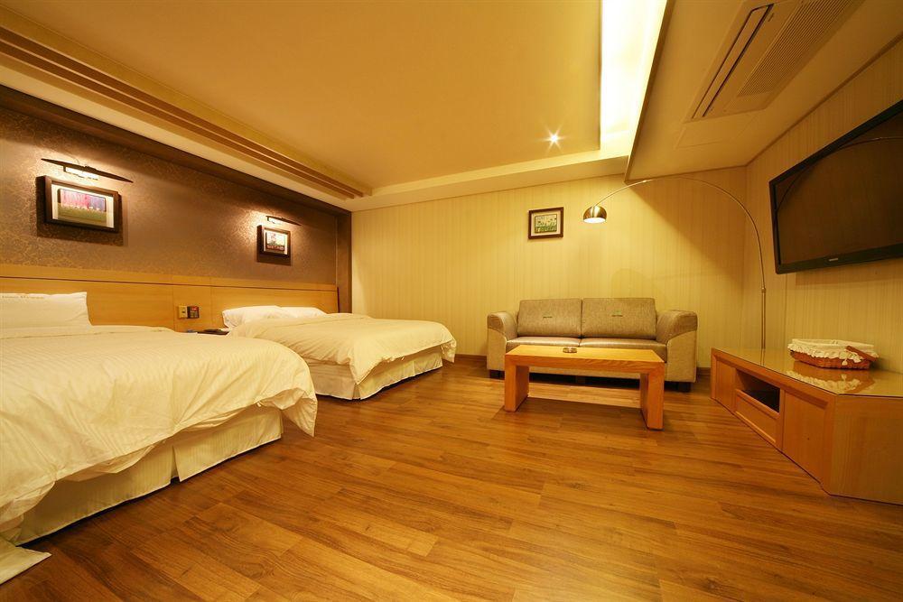 Press Hotel Μπουσάν Εξωτερικό φωτογραφία