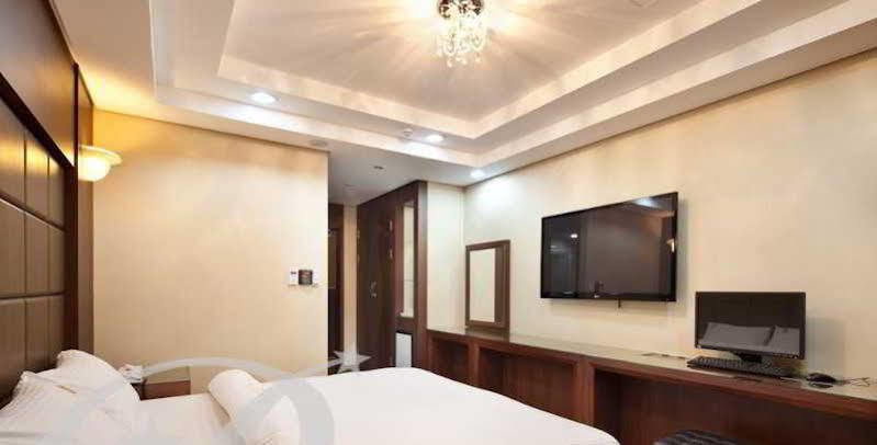 Press Hotel Μπουσάν Εξωτερικό φωτογραφία