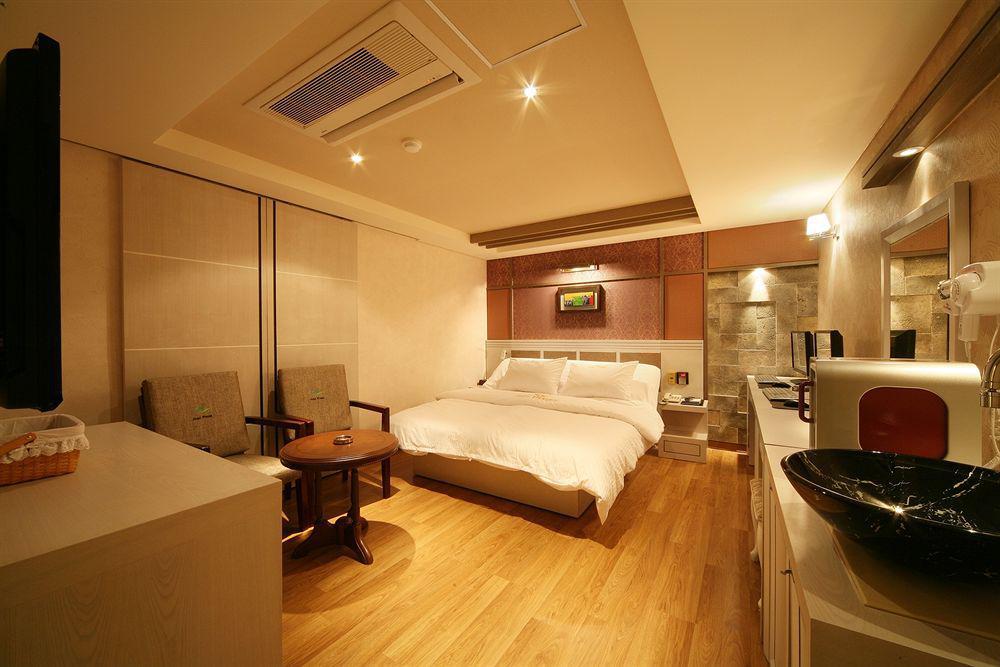 Press Hotel Μπουσάν Εξωτερικό φωτογραφία