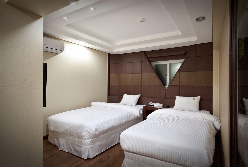 Press Hotel Μπουσάν Εξωτερικό φωτογραφία
