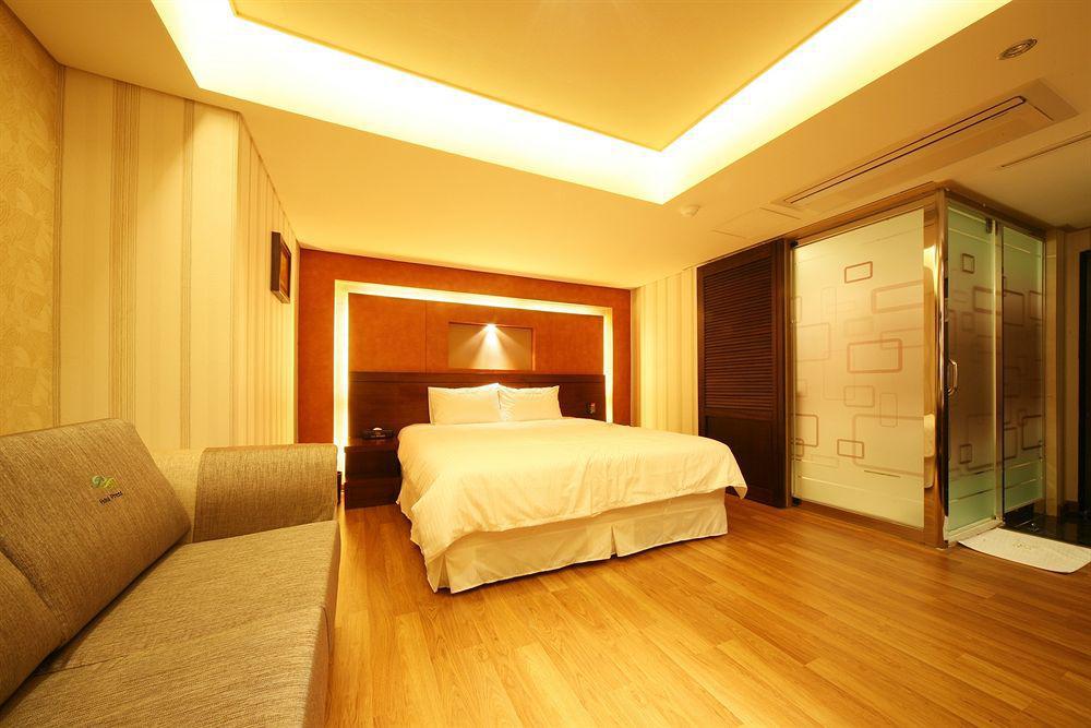 Press Hotel Μπουσάν Εξωτερικό φωτογραφία